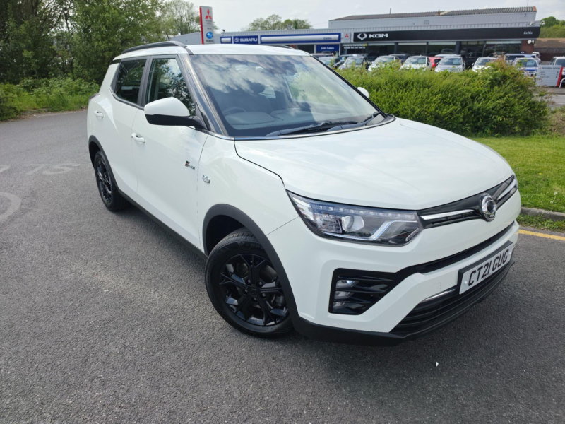 2021 Ssangyong Tivoli 1.2p Ventura SUV 5dr Petrol Manual Euro 6 (s/s) (128 Ps) in White — image 1