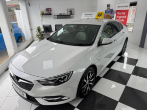 2017 Vauxhall Insignia 1.5i Turbo Elite Nav Grand Sport Euro 6 (s/s) 5dr in White — image 6