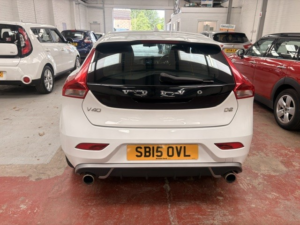 2015 Volvo V40 1.6 R-Design D2 (115hp) in White — image 5