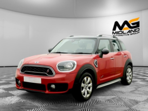 2017 MINI Countryman 2.0 Cooper S Auto All4 Euro 6 (s/s) 5dr in Red — image 2
