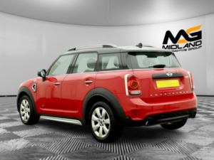 2017 MINI Countryman 2.0 Cooper S Auto All4 Euro 6 (s/s) 5dr in Red — image 5
