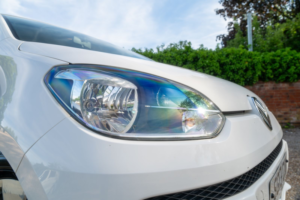 2013 Volkswagen Up! 1.0 Bluemotion Tech Move Up! Hatchback 3dr Petrol Manual Euro 5 (s/s) (60 Ps) in White — image 4