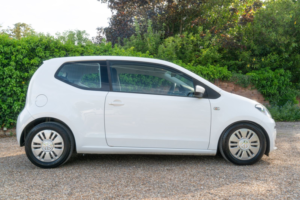 2013 Volkswagen Up! 1.0 Bluemotion Tech Move Up! Hatchback 3dr Petrol Manual Euro 5 (s/s) (60 Ps) in White — image 6
