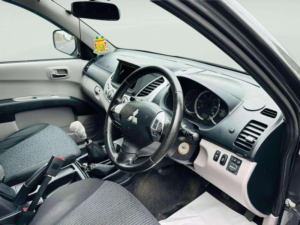 2013 Mitsubishi L200 2.5 Di-D Warrior 4WD Euro 5 4dr (lb) in Grey — image 6
