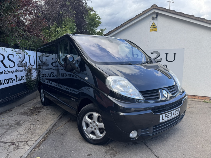 2013 Renault Trafic 2.0 Dci Sl27 Sport in Black — image 1
