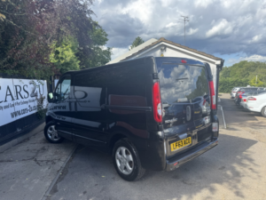 2013 Renault Trafic 2.0 Dci Sl27 Sport in Black — image 6