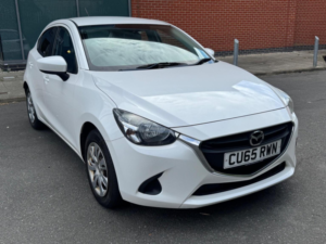 2015 Mazda Mazda2 1.5 Skyactiv-G Se Euro 6 (s/s) 5dr in White — image 5