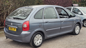 2009 Citroen Xsara Picasso 1.6 Hdi Desire in Grey — image 3