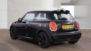2017 MINI Hatch 1.5 Cooper Euro 6 (s/s) 3dr in Black — image 3