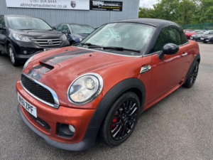2011 MINI Coupe 1.6 John Cooper Works Euro 5 2dr in Orange — image 4