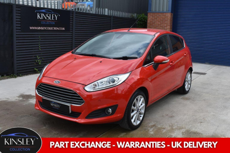 2015 Ford Fiesta 1.6 Titanium Powershift Euro 6 5dr in Red — image 1