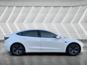 2020 Tesla Model 3 Standard Range Plus Auto Rwd 4dr in White — image 6