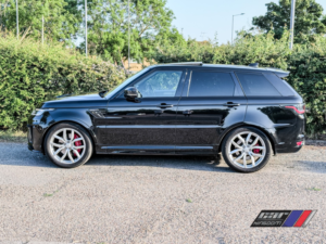 2018 Land Rover Range Rover Sport 5.0 P575 V8 Svr in Black — image 2
