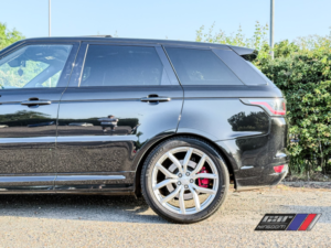 2018 Land Rover Range Rover Sport 5.0 P575 V8 Svr in Black — image 4