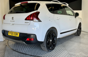 2015 Peugeot 3008 1.2 Puretech Allure in White — image 5