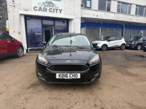 2016 Ford Focus 1.6 Zetec Powershift Euro 6 5dr in Black — image 2