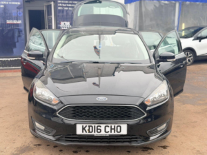 2016 Ford Focus 1.6 Zetec Powershift Euro 6 5dr in Black — image 6