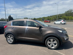 2012 Kia Sportage 1.7 Crdi Ecodynamics 2 2WD Euro 5 (s/s) 5dr in Brown — image 6