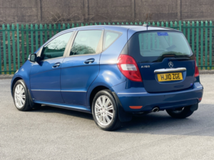 2010 Mercedes-Benz A Class 1.5 A160 Elegance Se in Blue — image 2