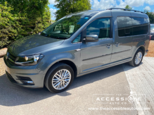 2019 Volkswagen Caddy Maxi Life 2.0 Tdi in Grey — image 2