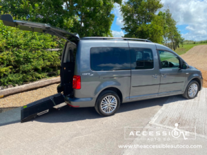 2019 Volkswagen Caddy Maxi Life 2.0 Tdi in Grey — image 6