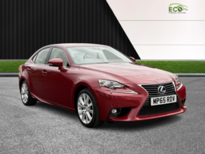 2015 Lexus Is 2.5 300h Executive Edition in Red — image 3