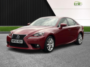 2015 Lexus Is 2.5 300h Executive Edition in Red — image 5