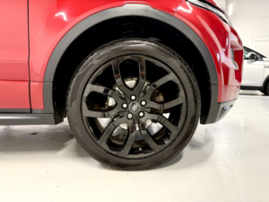 2015 Land Rover Range Rover Evoque 2.2 Sd4 190bhp Dynamic Auto in Red — image 4