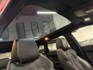 2015 Land Rover Range Rover Evoque 2.2 Sd4 190bhp Dynamic Auto in Red — image 5
