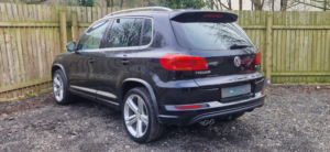 2013 Volkswagen Tiguan 2.0 Tdi Bluemotion Tech R-Line DSG 4WD Euro 5 (s/s) 5dr in Black — image 5