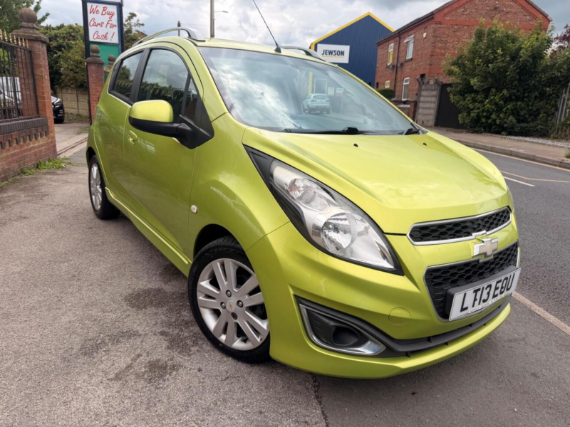 2013 Chevrolet Spark 1.2i Ltz Euro 5 5dr in Green — image 1