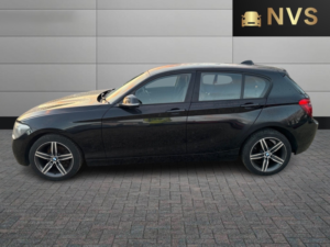 2013 BMW 1 Series 1.6 116i Sport 5-Door in Black — image 4