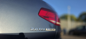 2016 Volkswagen Passat 2.0 Tdi Bluemotion Tech Se Business in Blue — image 5