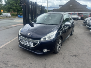 2014 Peugeot 208 1.6 E-Hdi Xy in Blue — image 6
