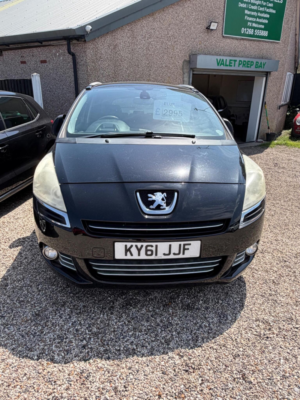 2011 Peugeot 5008 2.0 Hdi Exclusive Euro 5 5dr in Black — image 2