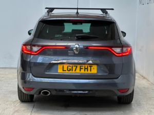 2017 Renault Megane 1.5 Dci Dynamique S Nav Sport Tourer Edc Euro 6 5dr in Grey — image 4