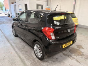 2016 Vauxhall Viva 1.0 I Se in Black — image 4