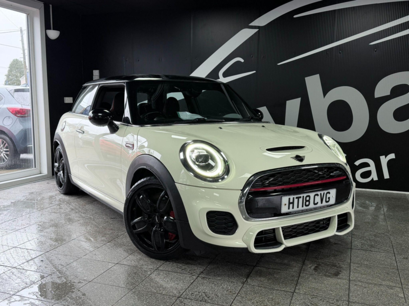 2018 MINI Hatch 2.0 John Cooper Works Euro 6 (s/s) 3dr in White — image 1