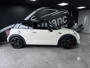 2018 MINI Hatch 2.0 John Cooper Works Euro 6 (s/s) 3dr in White — image 6