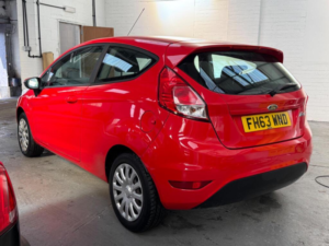 2014 Ford Fiesta 1.25 Style Euro 5 3dr in Red — image 4