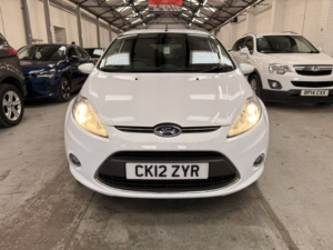 2012 Ford Fiesta 1.4 Titanium in White — image 6