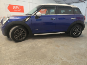 2014 MINI Countryman 1.6 Cooper D All4 Euro 6 (s/s) 5dr in Blue — image 3