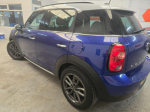 2014 MINI Countryman 1.6 Cooper D All4 Euro 6 (s/s) 5dr in Blue — image 5