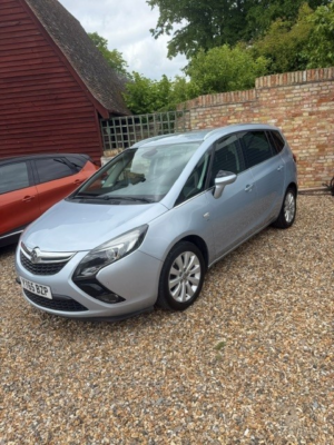 2015 Vauxhall Zafira Tourer 1.4 I Turbo Se in Silver — image 2