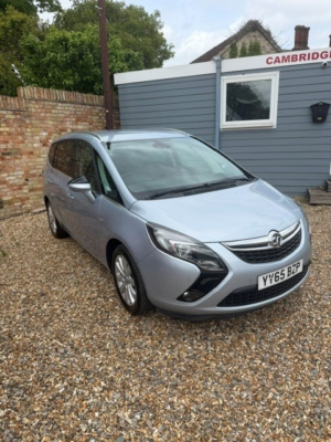 2015 Vauxhall Zafira Tourer 1.4 I Turbo Se in Silver — image 3