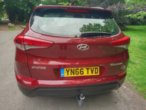 2016 Hyundai Tucson 1.7 Tucson Se Nav 1.7 D 116ps Bd +fss in Red — image 6