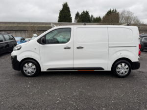 2021 Citroen Dispatch 1.5 Bluehdi 1000 Enterprise M in White — image 5
