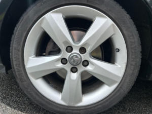 2016 Vauxhall Meriva 1.4i Exclusiv Euro 6 5dr in Black — image 4