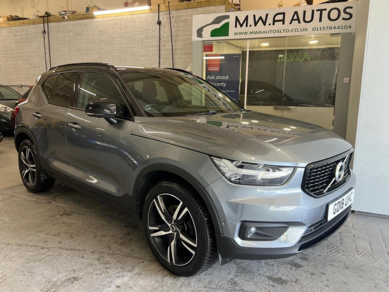 2018 Volvo Xc40 2.0 D4 First Edition SUV 5dr Diesel Auto AWD Euro 6 (s/s) (190 Ps) in Grey — image 1