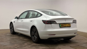 2022 Tesla Model 3 Standard Range Plus in White — image 3